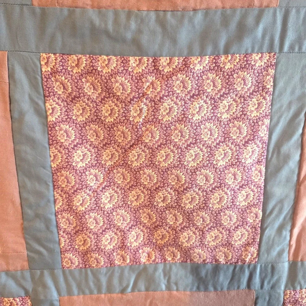 Vtg 80/90s Handmade Patchwork Quilt 80x80 Full Queen Country Cottagecore Floral